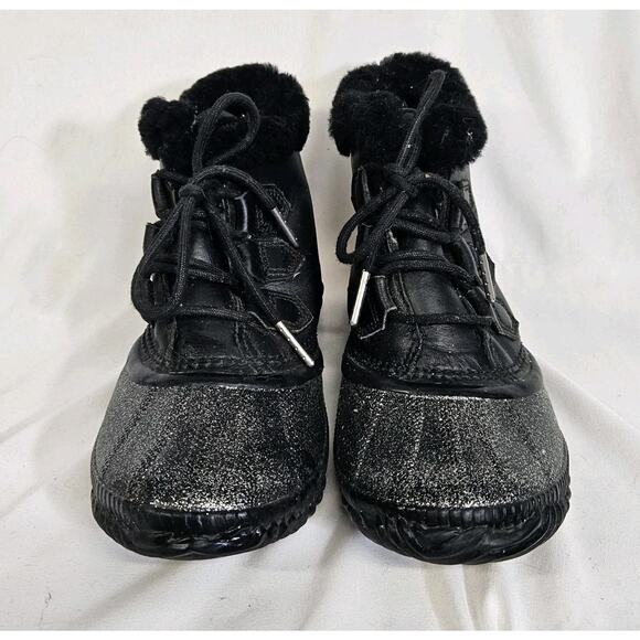 Sorel Out N About Plus Lux Black Waterproof Ankle Snow Boots Booties Size 7.5 - Picture 2 of 10